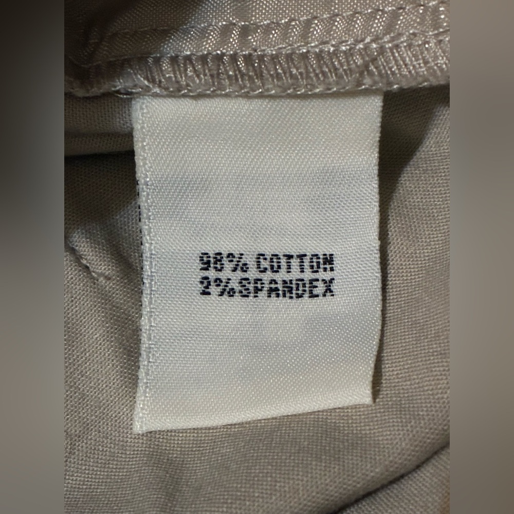 Kenneth Cole New York Beige Sleeveless Romper. Size 10. - Picture 9 of 14